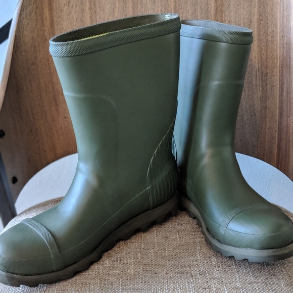 sorel joan rain short